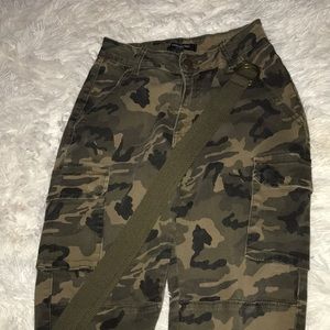 Fashion Nova cadet Kendall joggers